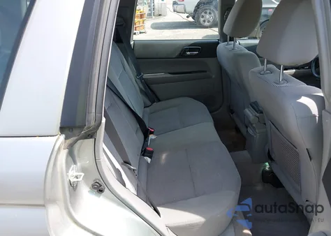 2006 Subaru Forester 2.5X из США, поврежденный, VIN JF1SG65696H741655